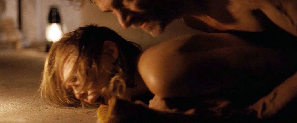 Hot Sexy Elizabeth Olsen Naked Boobs Nude Porn Pictures 5