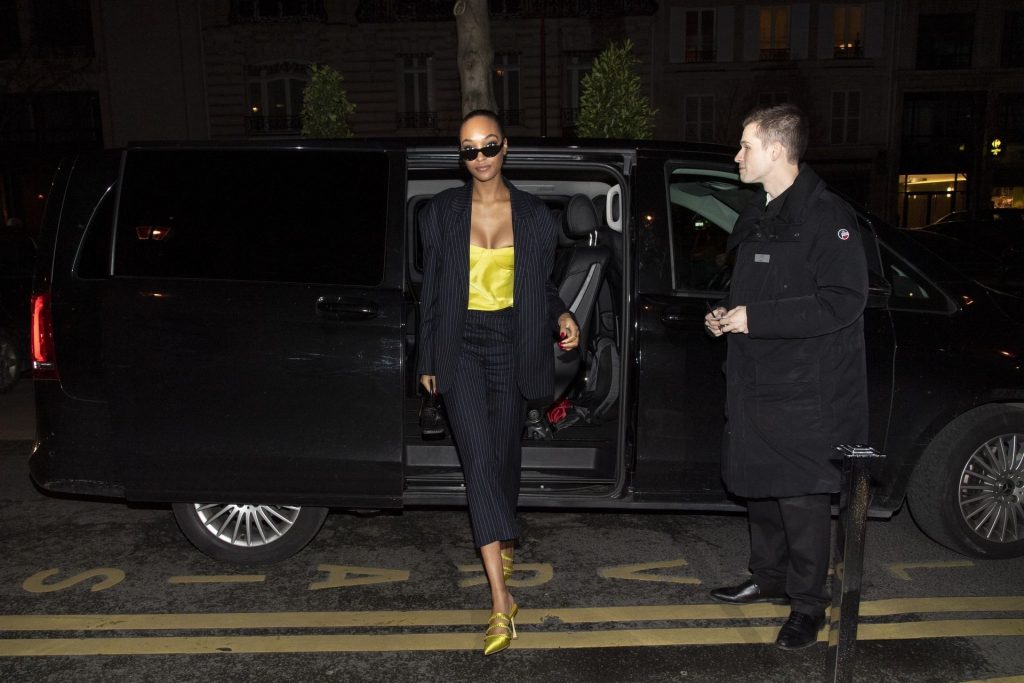 Supermodel Jourdan Dunn Flashing Her Breasts and Areolas gallery, pic 10