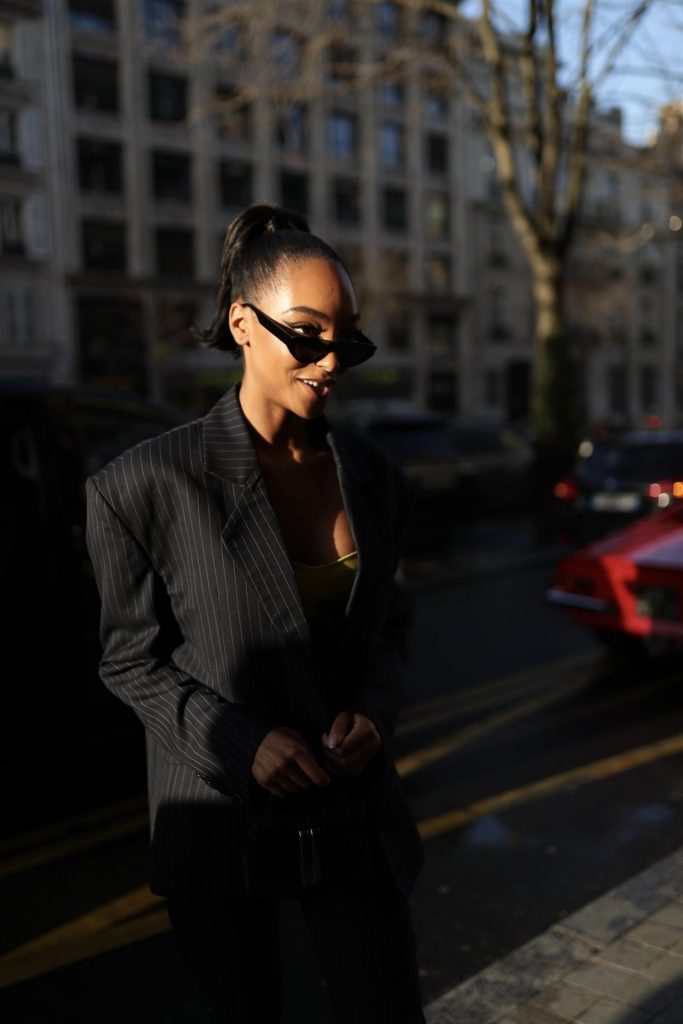 Supermodel Jourdan Dunn Flashing Her Breasts and Areolas gallery, pic 14