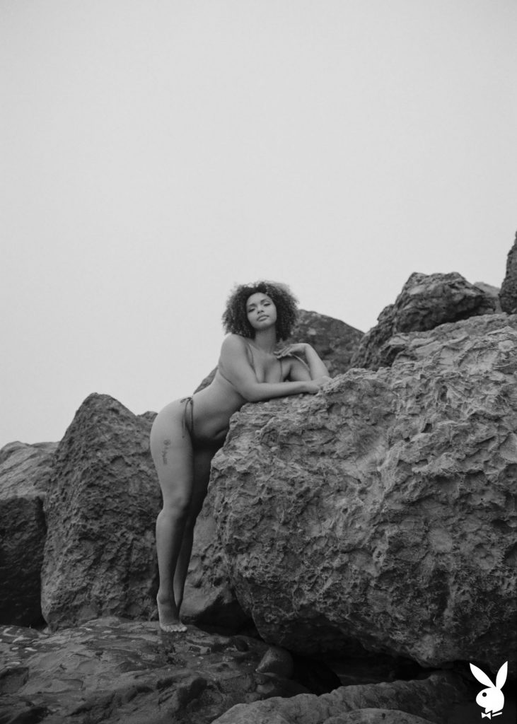 Newcomer Model Gillian Chan Showing Her Amazing Nude Body video screenshot 42