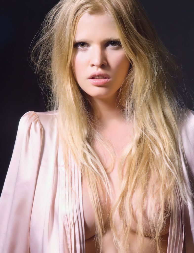 Lara Stone’s Hottest Naked Pictures from Playboy gallery, pic 1