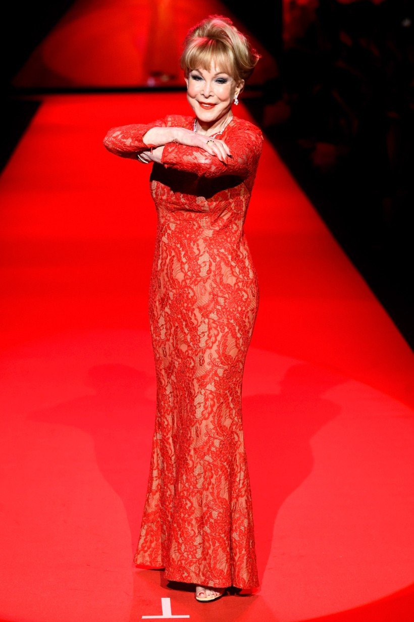 Barbara Eden Hits The Red Carpet To Show Off Her Mature Figure CelebMasta.com 3
