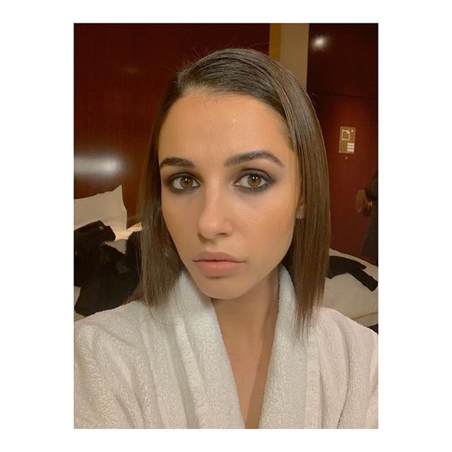 Cute Naomi Scott Selfies From Her Instagram Profile CelebMasta.com 2