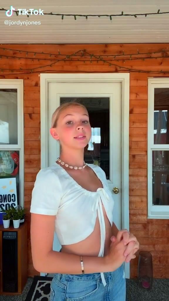 videos shirt photos nude nips Jordyn Jones Instagram celebrity boobs actress 