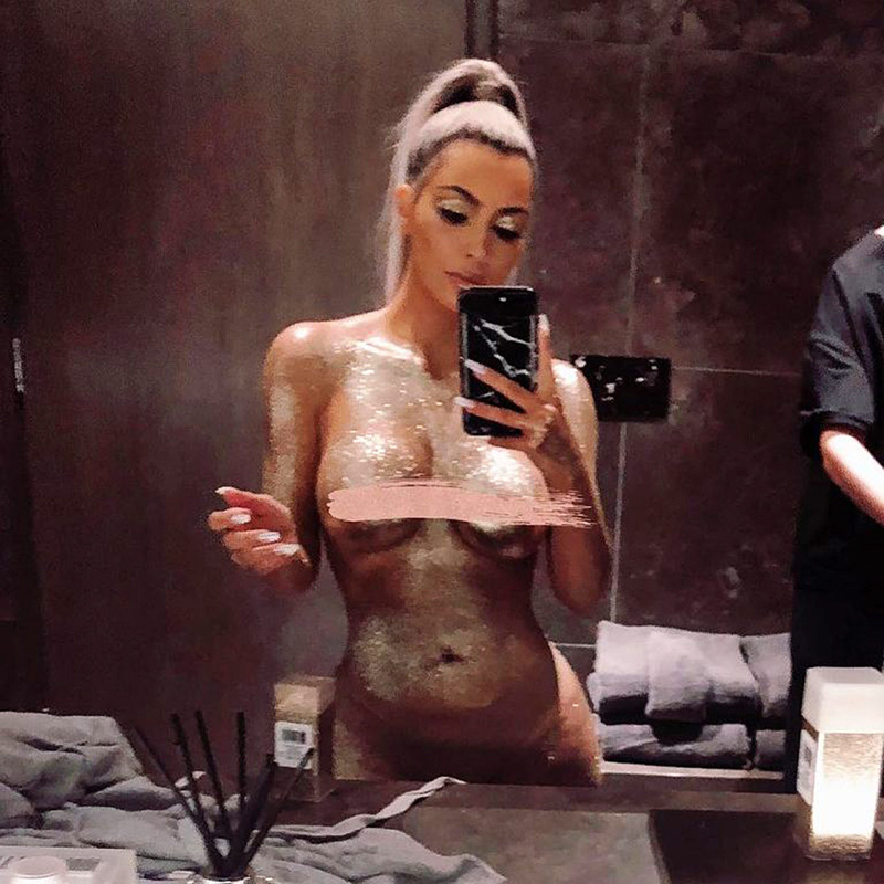 35 Kim Kardashian Nude Naked Topless