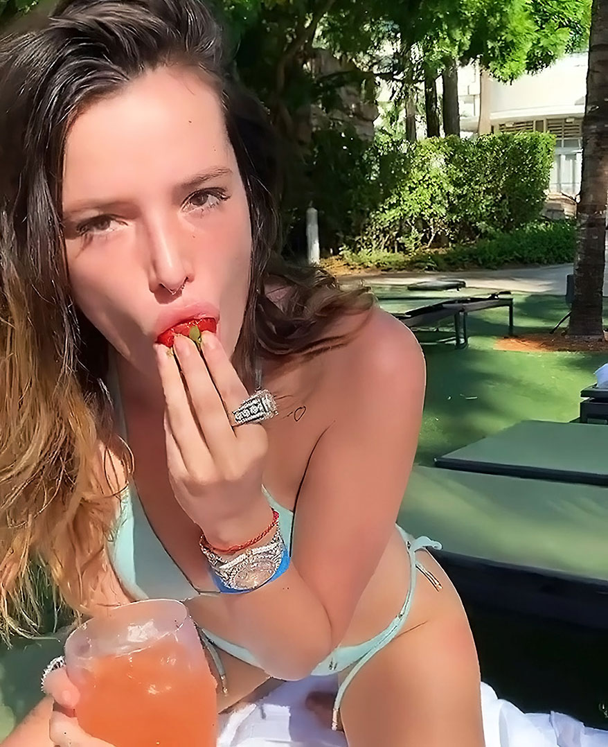 Bella Thorne nude leaked new ScandalPost 74