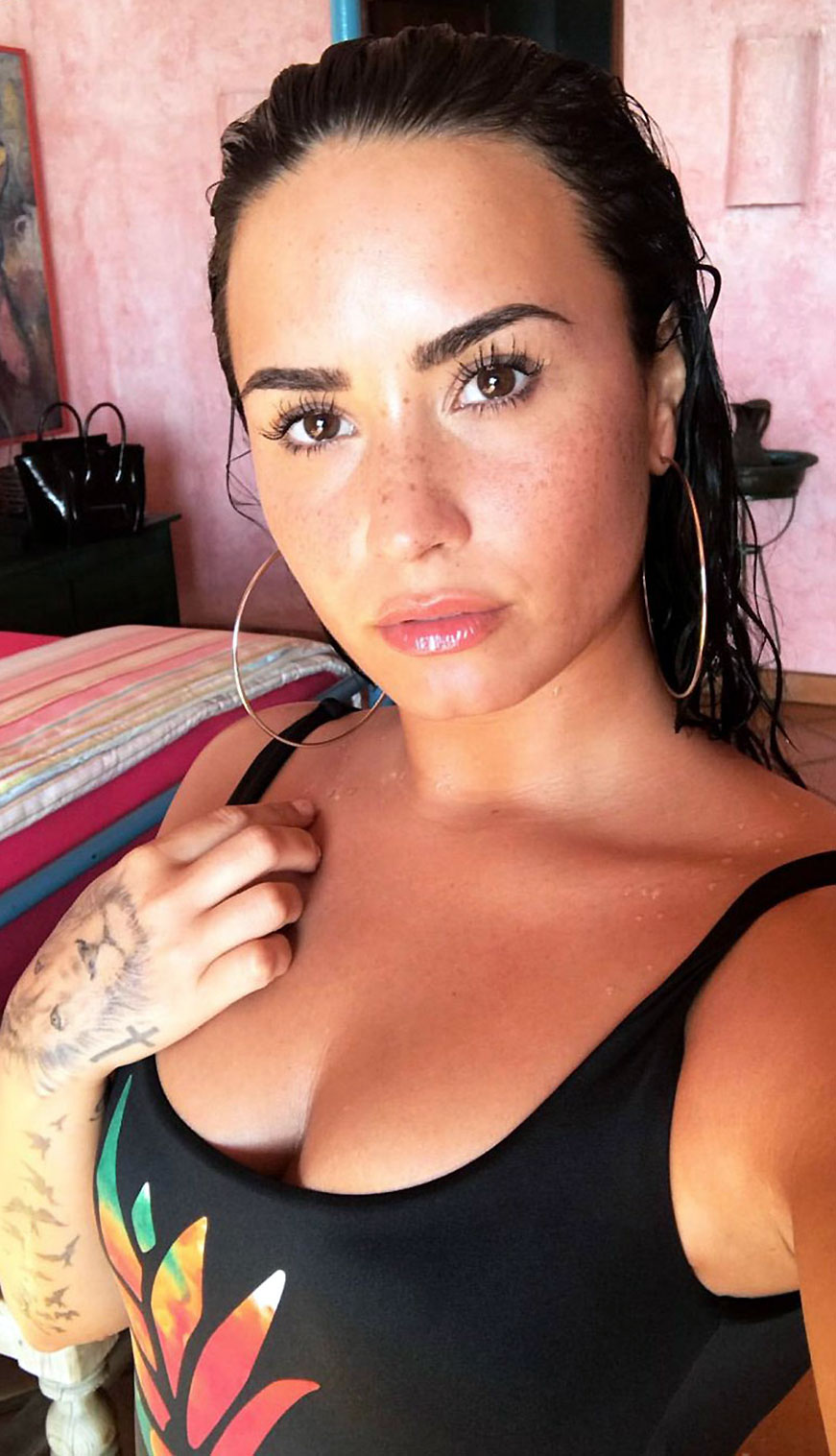 Demi Lovato Nude Leaked Sexy 17
