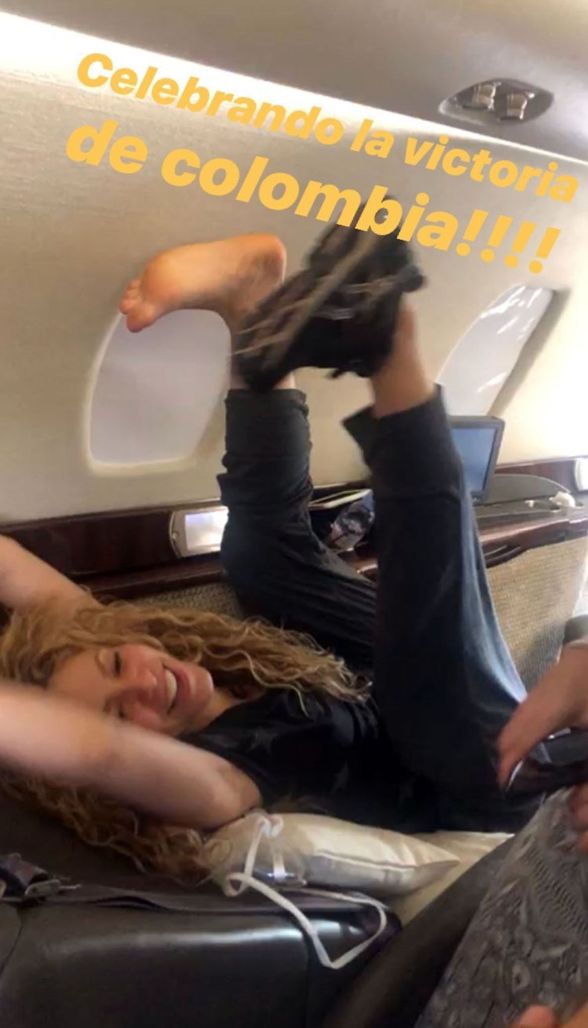 Shakira feet hot ScandalPost 18