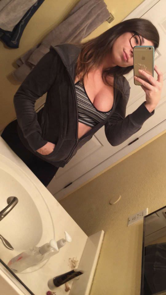 Erin ashford selfie nudes