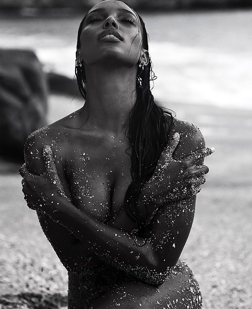 Jasmine Tookes Nude and Hot Pictures.