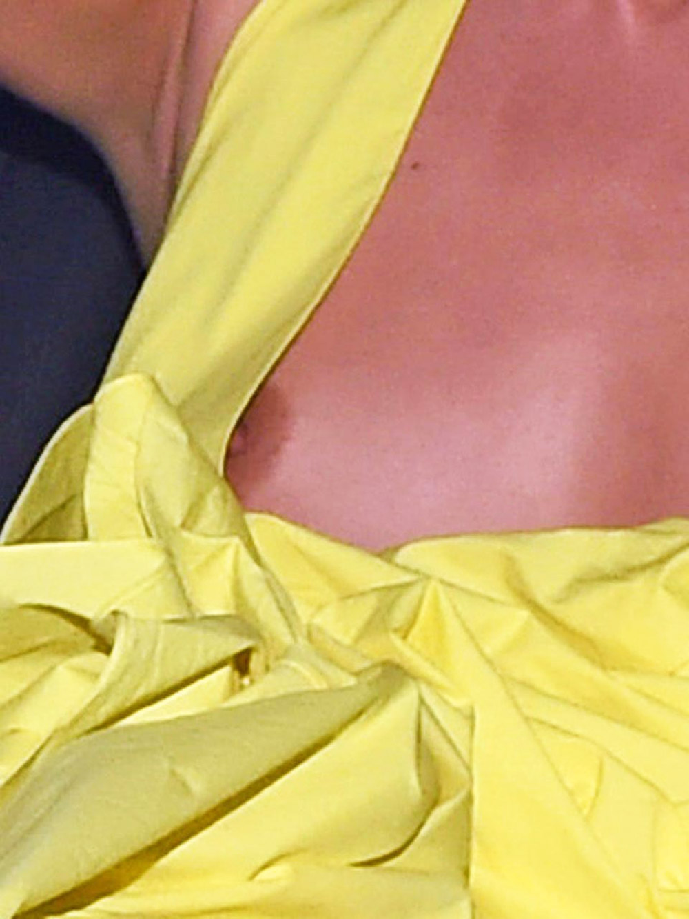Margot Robbie nude nipples