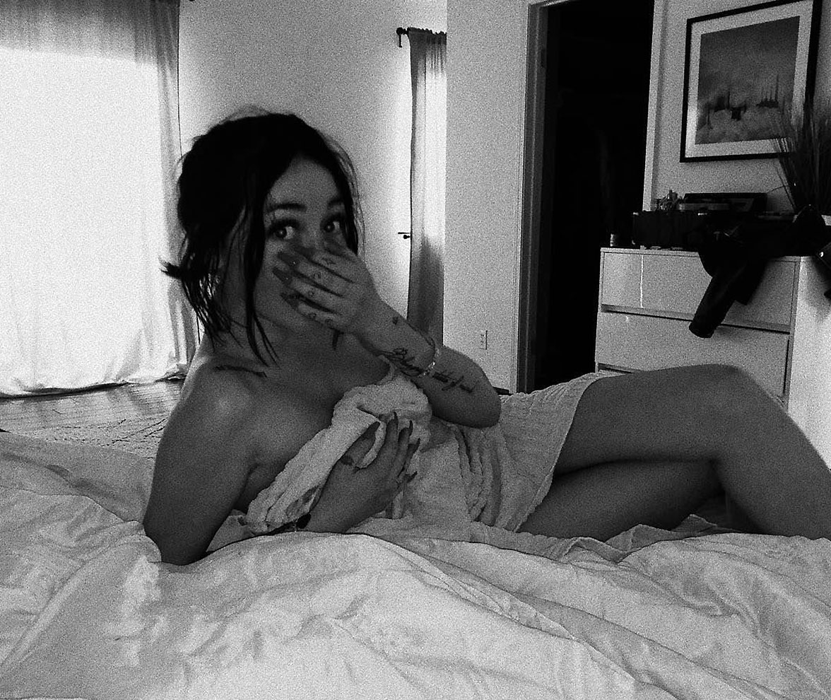 Noah Cyrus Nude & Sexy Pics And Sex Tape 27. 