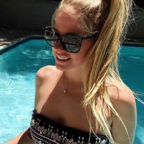 Avril Lavigne nude hot bikini sexy ScandalPost 57