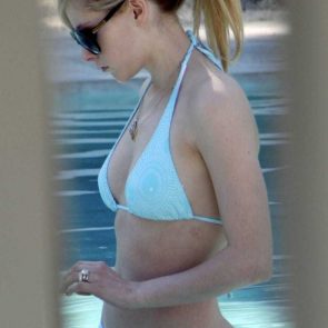 Avril Lavigne nude hot bikini sexy ScandalPost 63