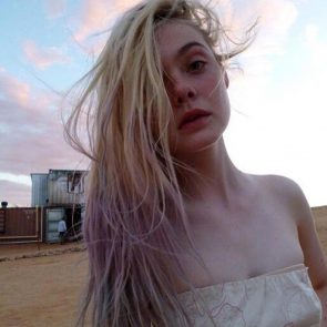 Elle Fanning Naked Leaked Sexy Hot 17