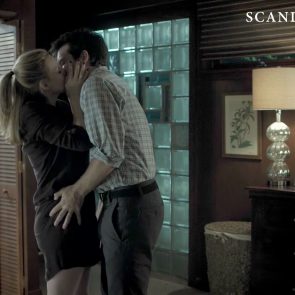 Laura Linney Blowjob Sex Scene Ozark Series On ScandalPlanetCom 3