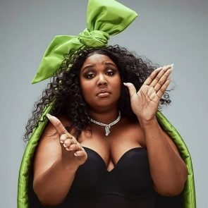 Lizzo Nude Naked Sexy Hot 20