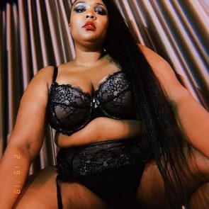 Lizzo Nude Naked Sexy Hot 34