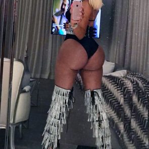 Nicki Minaj nude hot topless bikini sexy fee ScandalPost 36