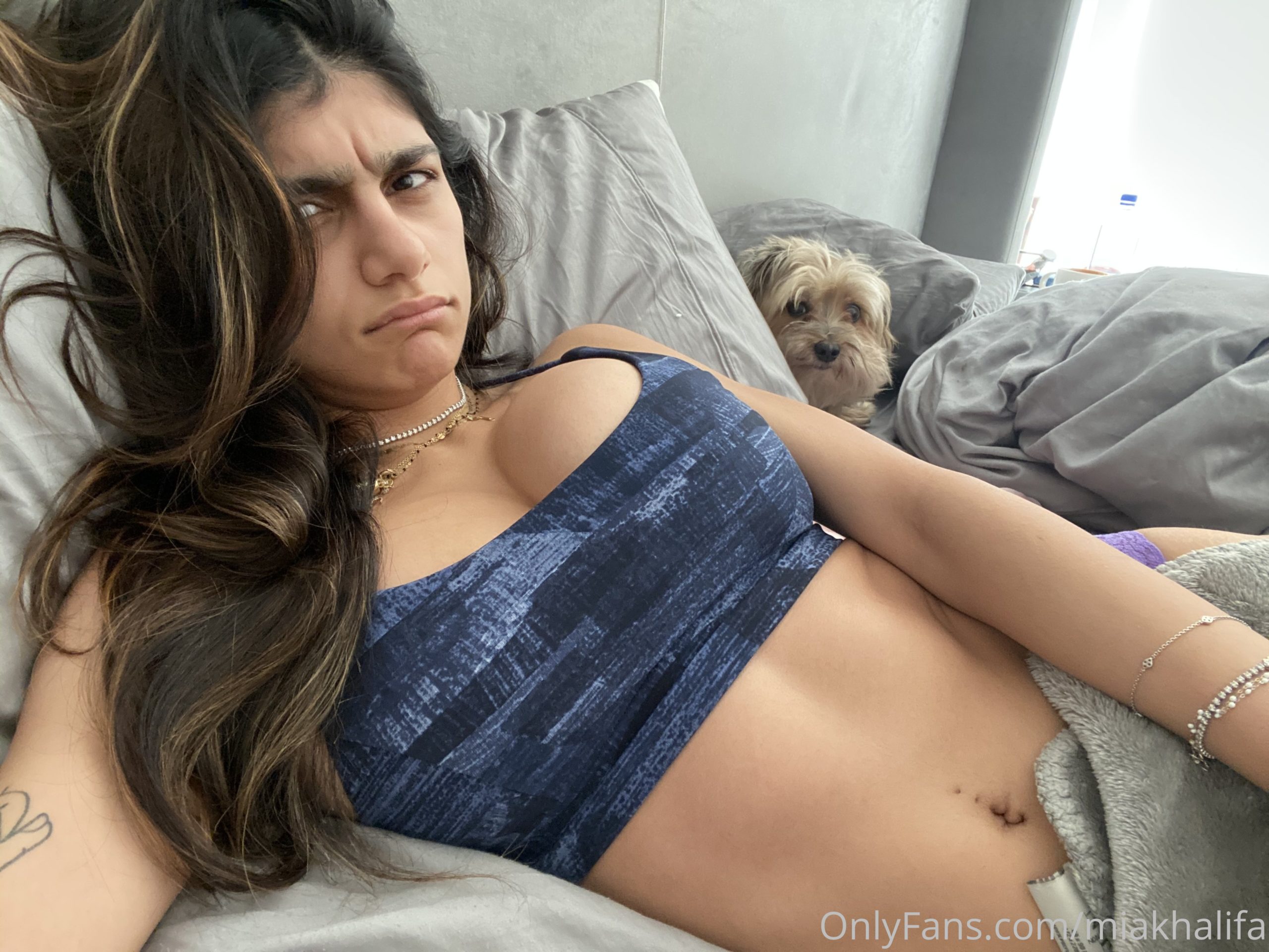 miakhalifa 21 09 2020 122958709 Judging me like this isn t for he scaled