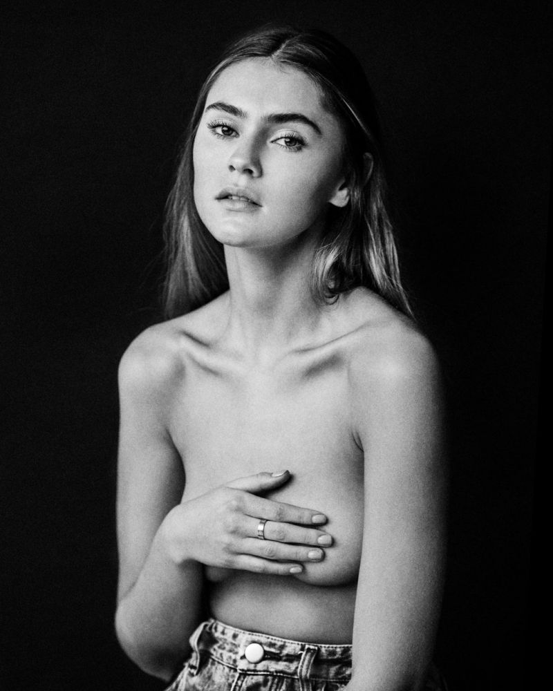 uncensored topless tits Stefanie Giesinger pussy photos nude naked collection boobs ass 