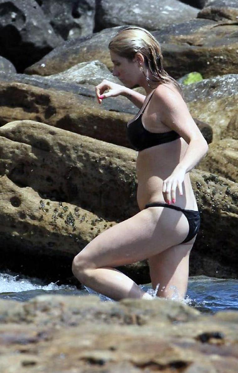 Kesha nude hot sexy porn topless ScandalPost 20