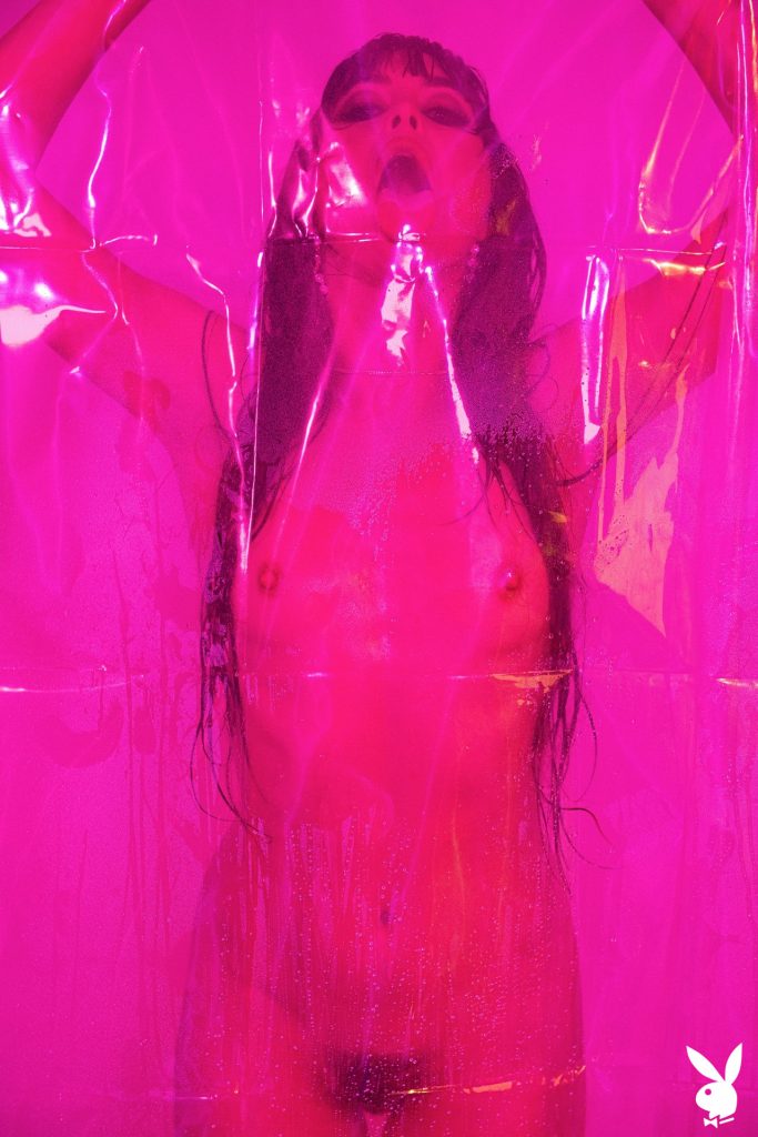Famed Pornstar Riley Reid Gets Real Nasty During One of Her Ultraviolet Nights video screenshot 33