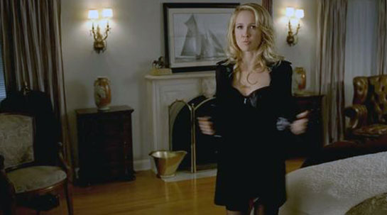 Anna Camp nude hot naked sexy topless cleavage21