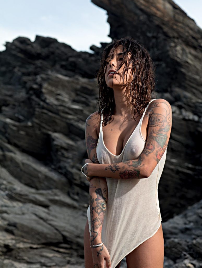 Tatted-Up Edgy Brunette Gabriela Rippi Indulging in Skinny Dipping for Playboy gallery, pic 13