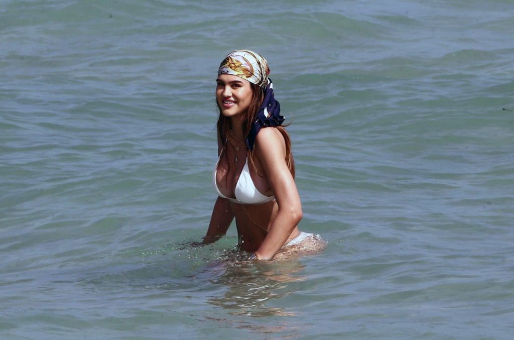Amelia Gray Hamlin nude sexy topless hot naked bikini41 2