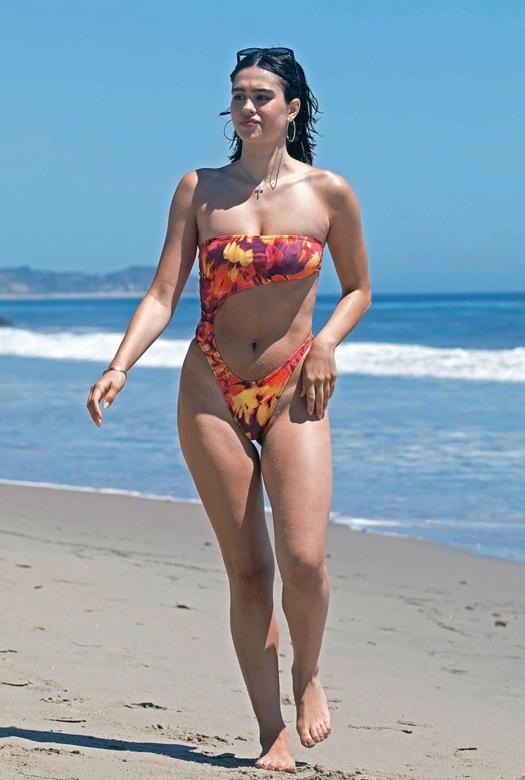 Amelia Gray Hamlin nude sexy topless hot naked bikini7 3