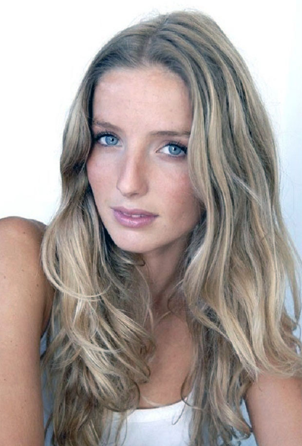 Annabelle Wallis nude sexy hot naked topless cleavage65