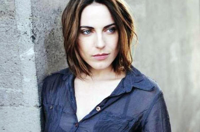 Antje Traue nude sexy hot naked topless cleavage10