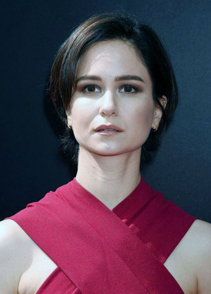 Katherine Waterston nude sexy topless cleavage hot31