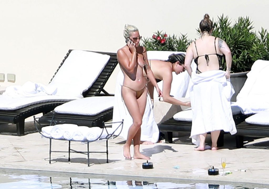 Lady Gaga nude sexy topless cleavage nipples5 2