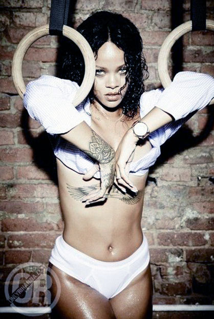 Rihanna nude sexy naked topless leaked cleavage12 1