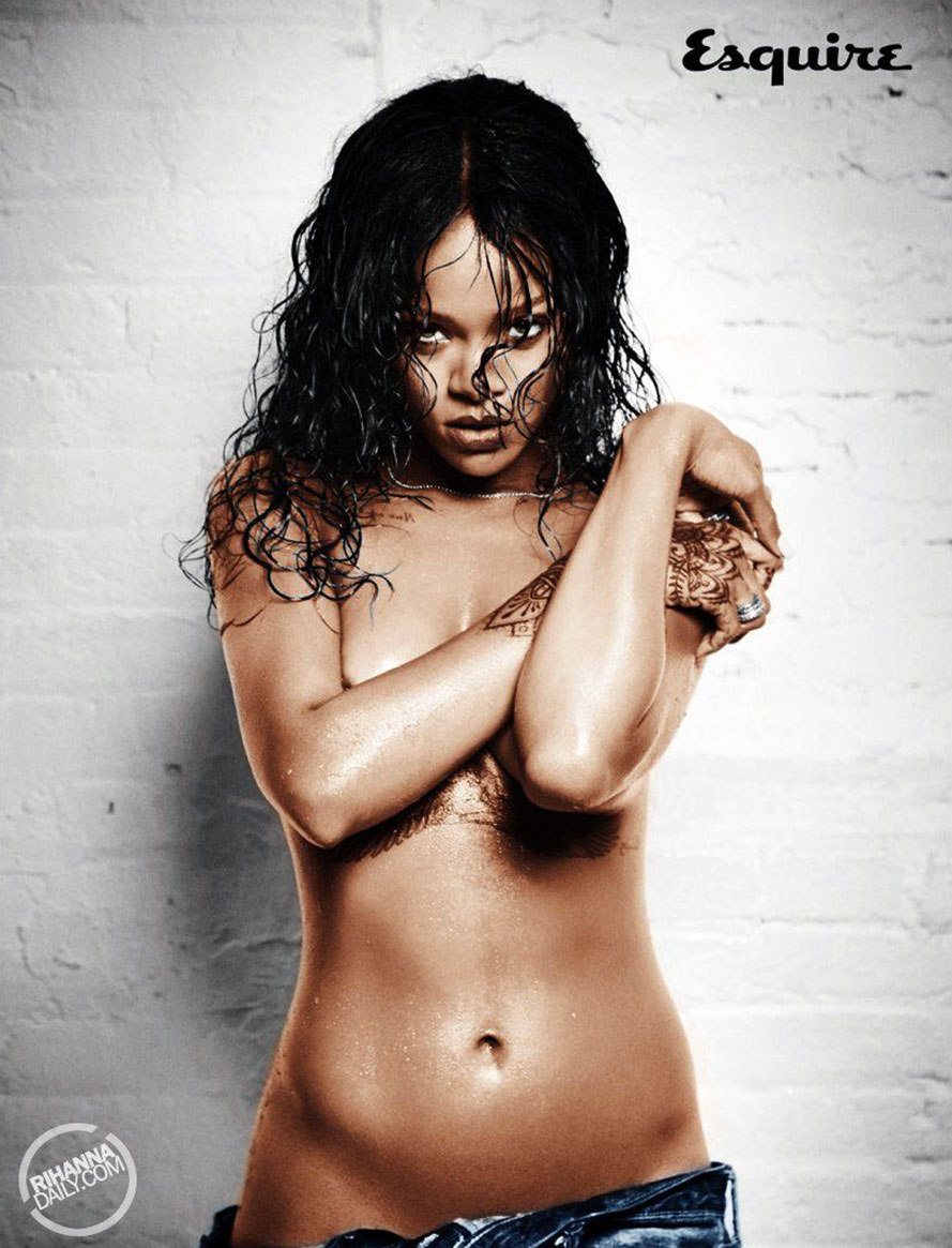 Rihanna nude sexy naked topless leaked cleavage19