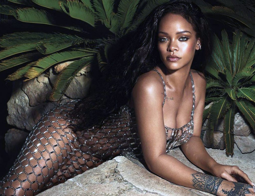 Rihanna nude sexy naked topless leaked cleavage9 2