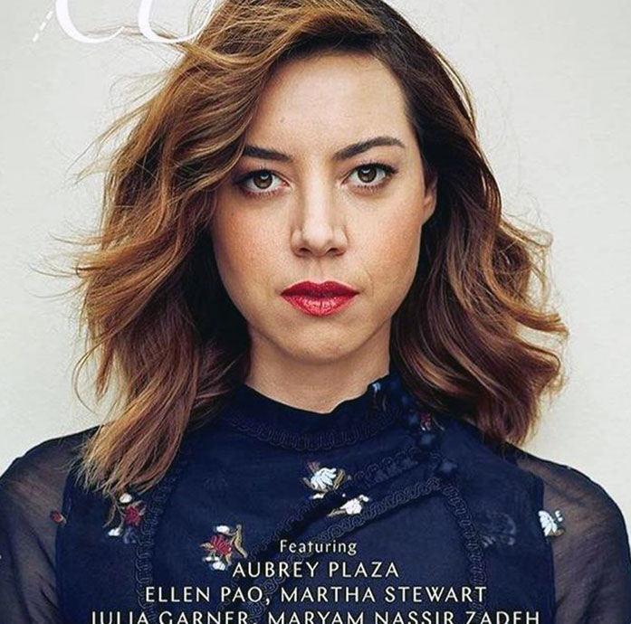 Aubrey Plaza nude sexy naked topless hot15