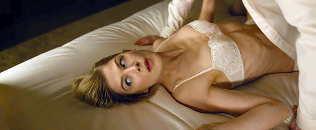 Rosamund Pike nude sexy 37