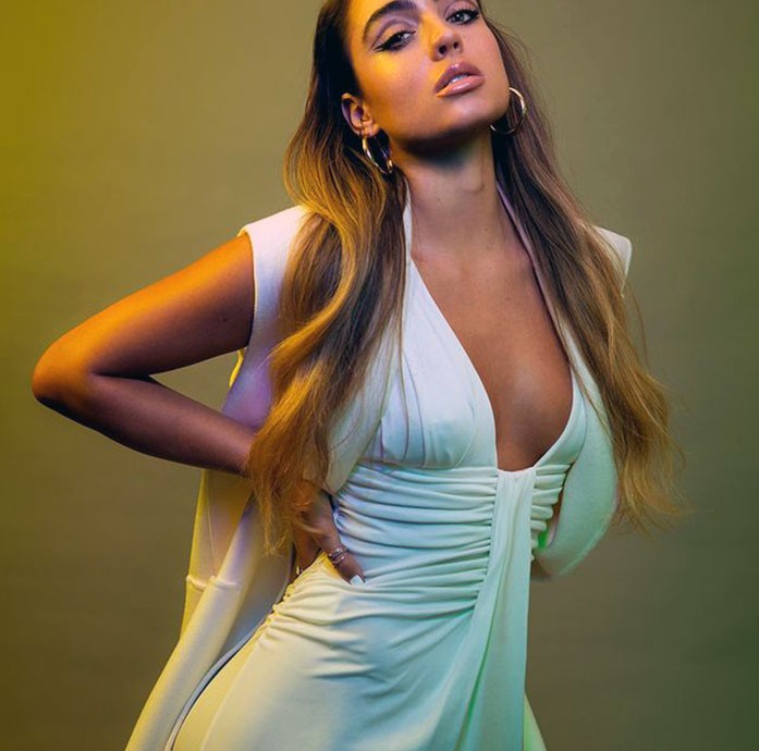 Sommer Ray cleavage