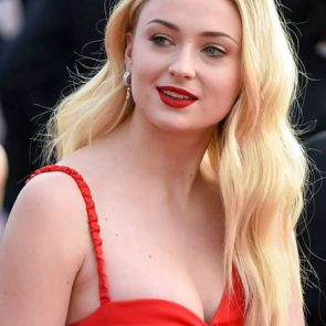Sophie Turner nude hot sexy tits ass pussy porn ScandalPost 12