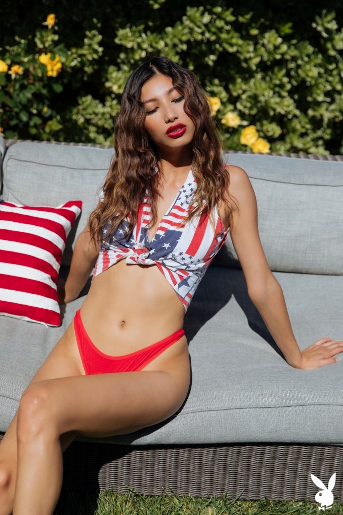 Patriotic Hottie Dominique Lobito Celebrates the Fourth of July in the Nude gallery, pic 2