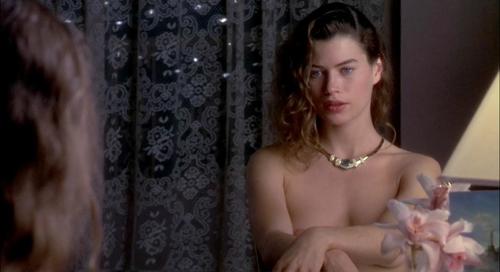 Carre Otis nude topless sexy hot naked cleavage boobs5 1
