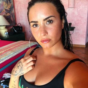 Demi Lovato Nude Leaked Sexy 13