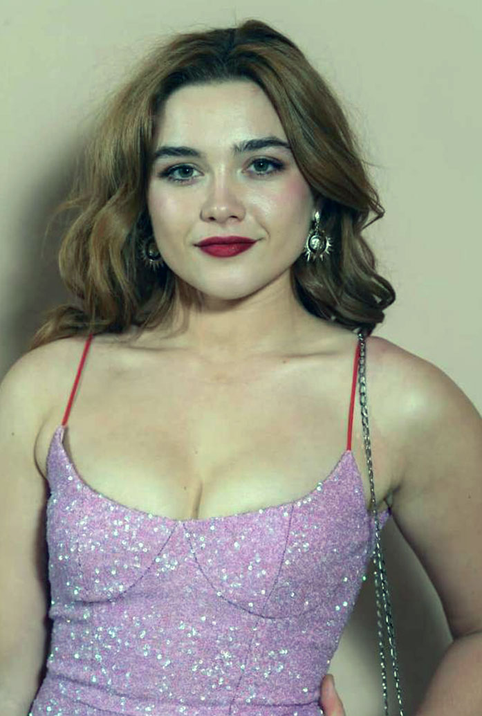 Florence Pugh nude feet boobs naked sexy hot42