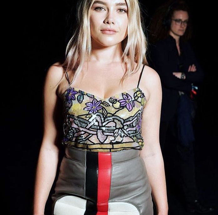 Florence Pugh nude feet boobs naked sexy hot7