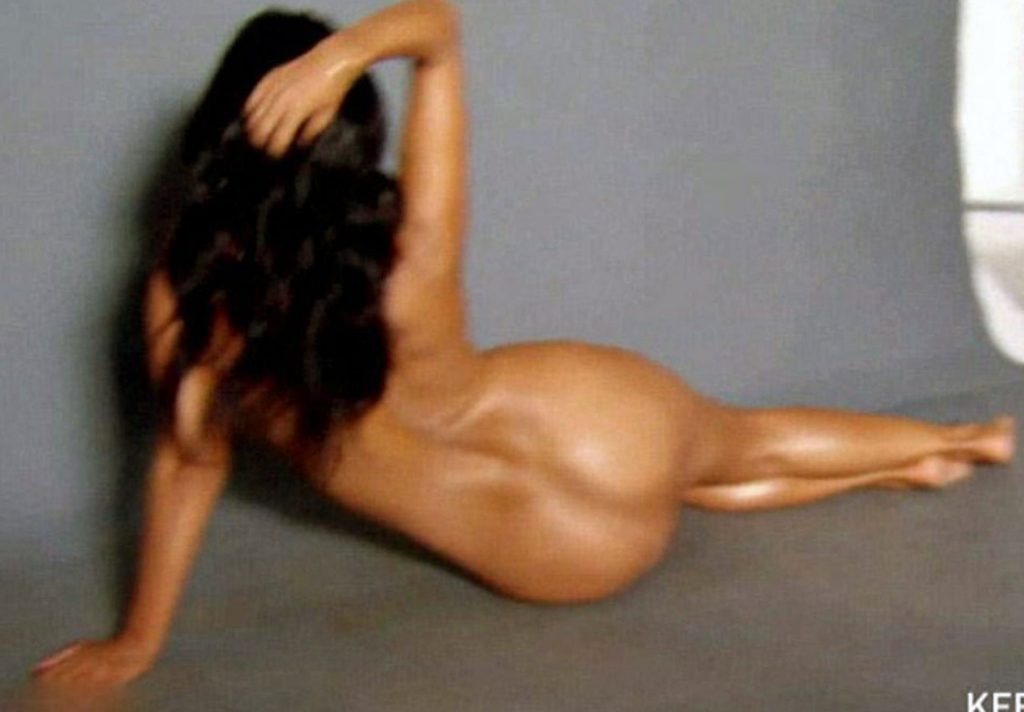 Kourtney Kardashian nude sexy ass bikini topless boobs nipples40 1