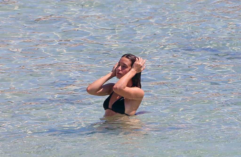 Maria Pedraza nude bikini sexy topless butt boobs66