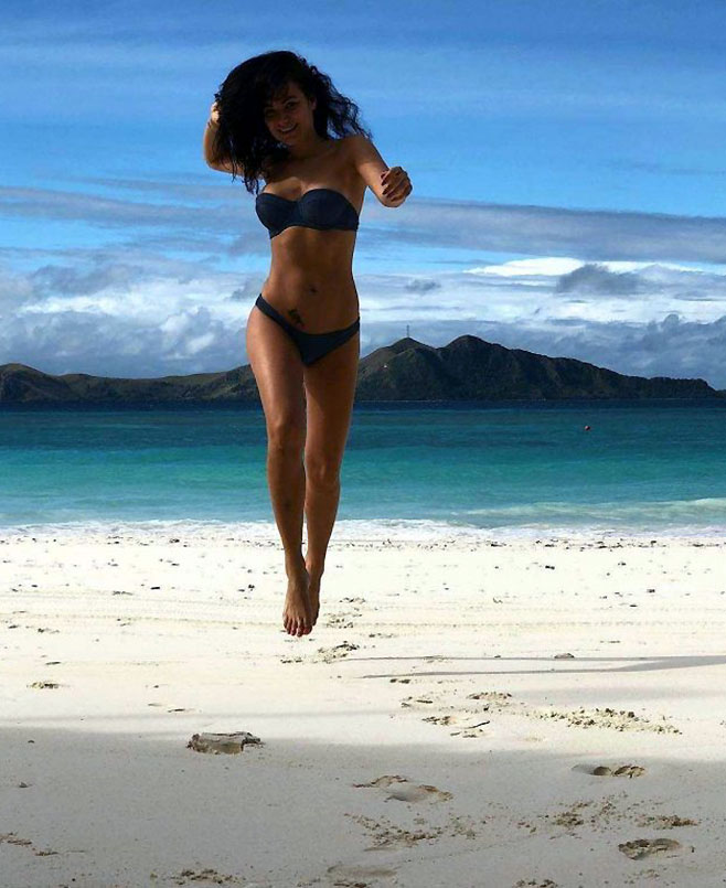 Christina Ochoa nude sexy0bikini topless hot cleavage Scandal Post13